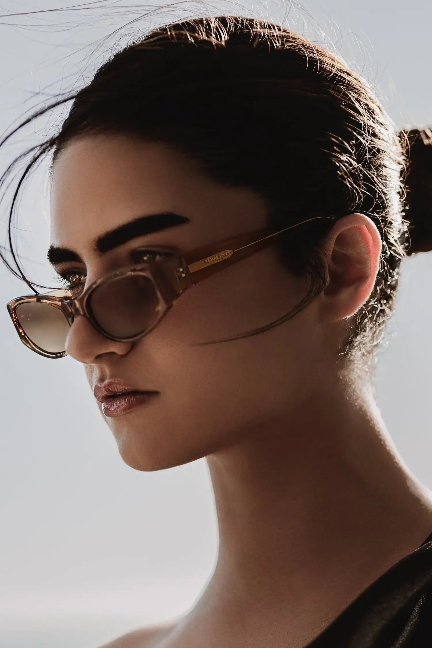 Regard Sombre Sunglasses 